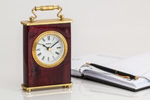 アフターピルの受付時間は遅い時間でも大丈夫？