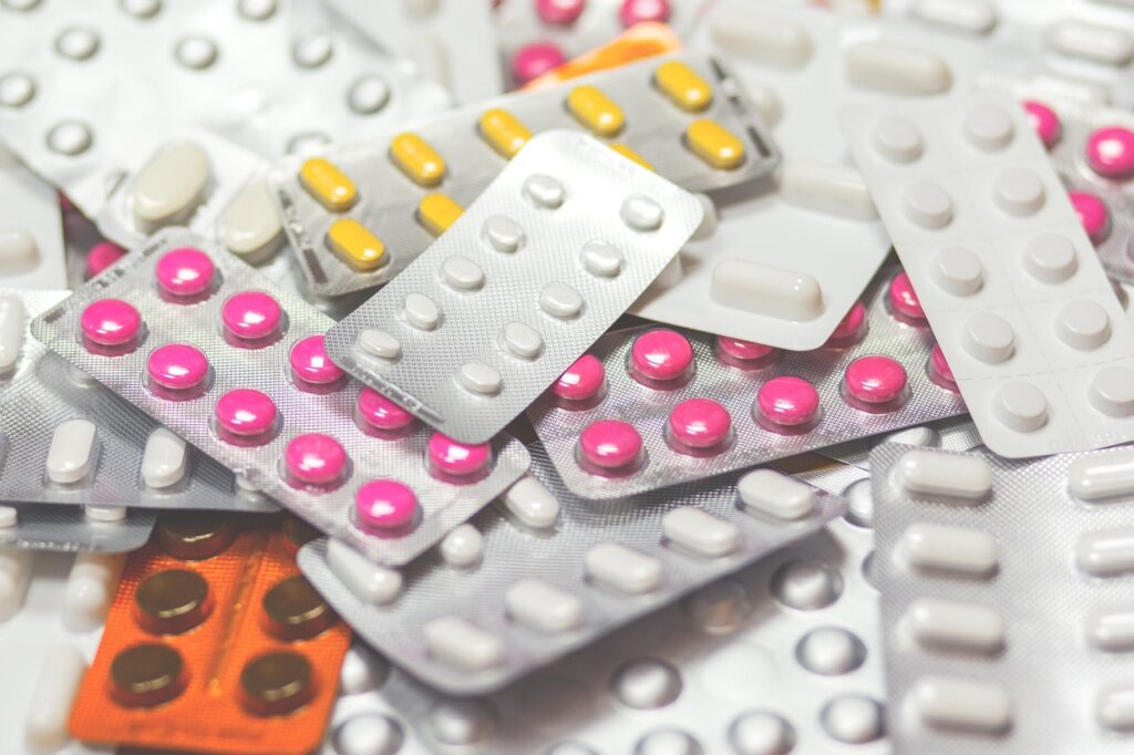 緊急避妊薬は薬局で対面販売される？購入するための条件とは？